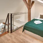 Louren Apartamento *