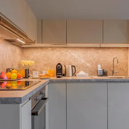 Louren Appartement *